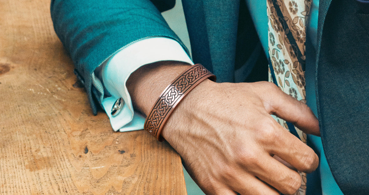 Men's magnetic bracelets